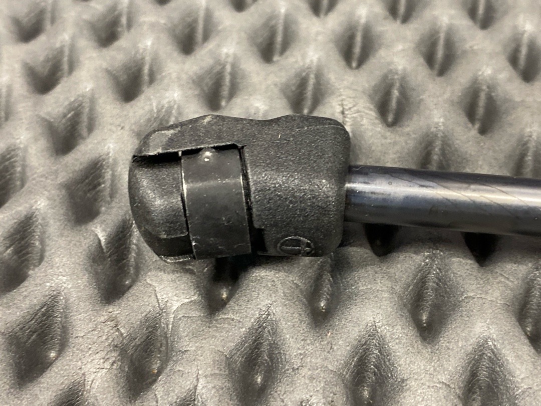 Амортизатор капота, 910 рублей, Красноярск