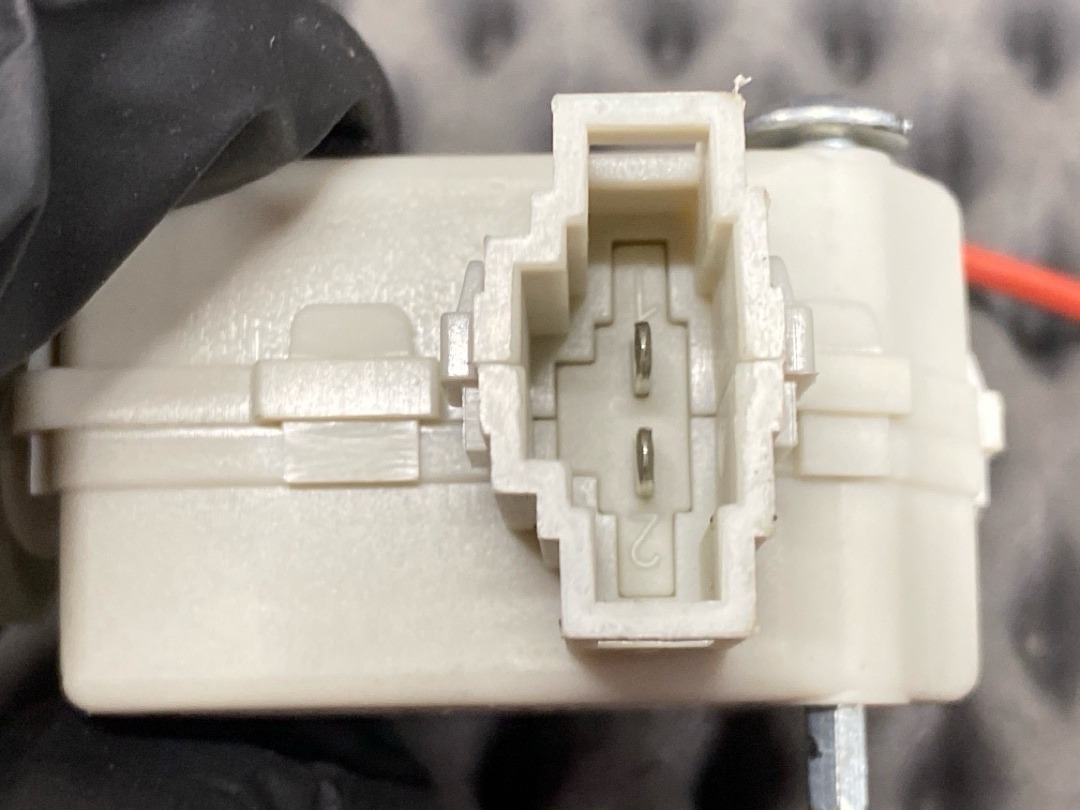 Замок лючка бензобака, 930 рублей, Красноярск