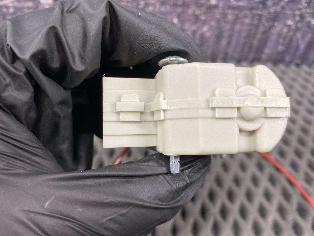 Замок лючка бензобака, 930 рублей, Красноярск