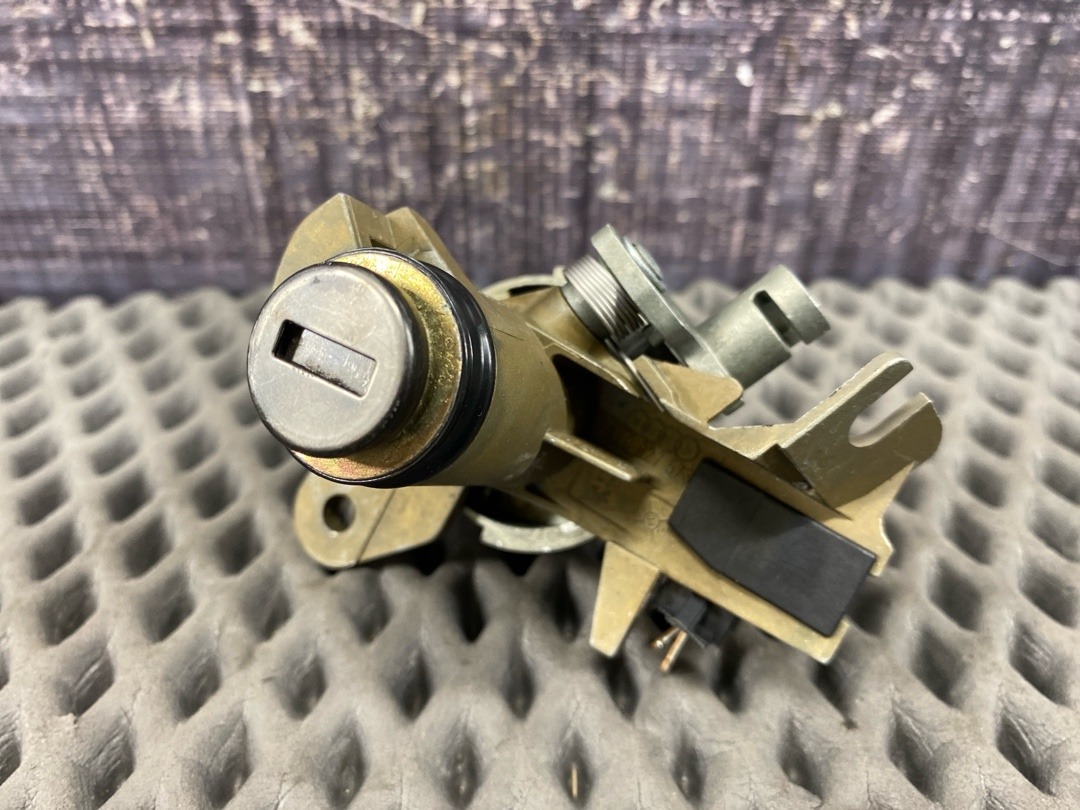 Замок багажника, 2130 рублей, Красноярск