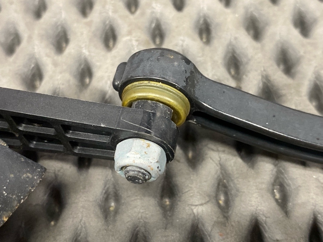 Датчик уровня подвески, 4360 рублей, Красноярск