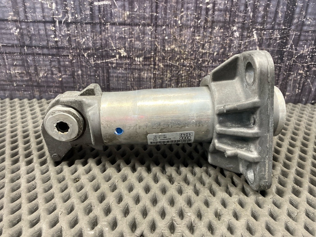 Кронштейн усилителя бампера, 1630 рублей, Красноярск