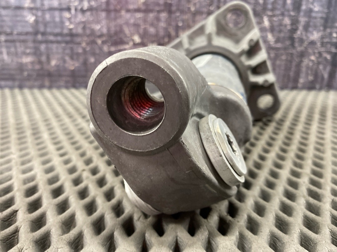 Кронштейн усилителя бампера, 1630 рублей, Красноярск