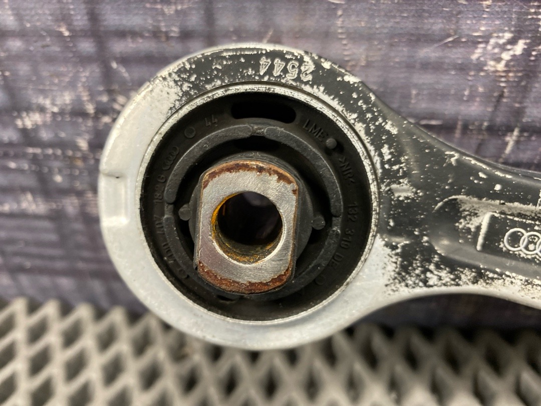 Рычаг подвески, 4030 рублей, Красноярск