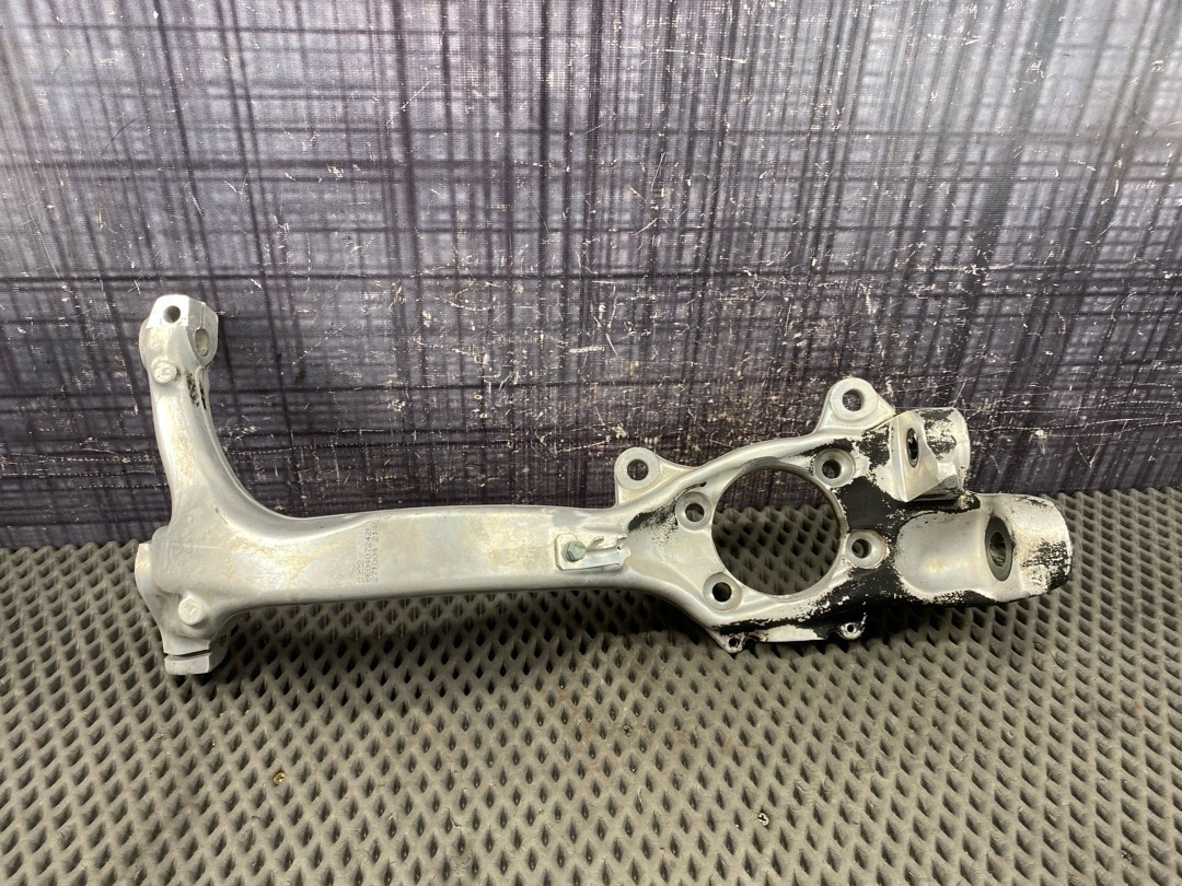 Поворотный кулак, 15120 рублей, Красноярск