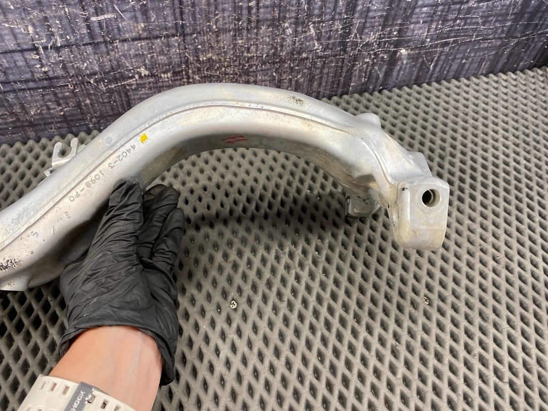 Поворотный кулак, 15120 рублей, Красноярск