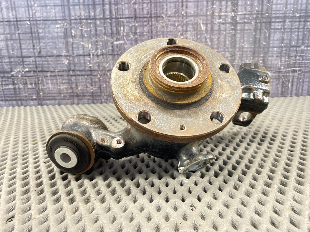 Поворотный кулак, 4010 рублей, Красноярск