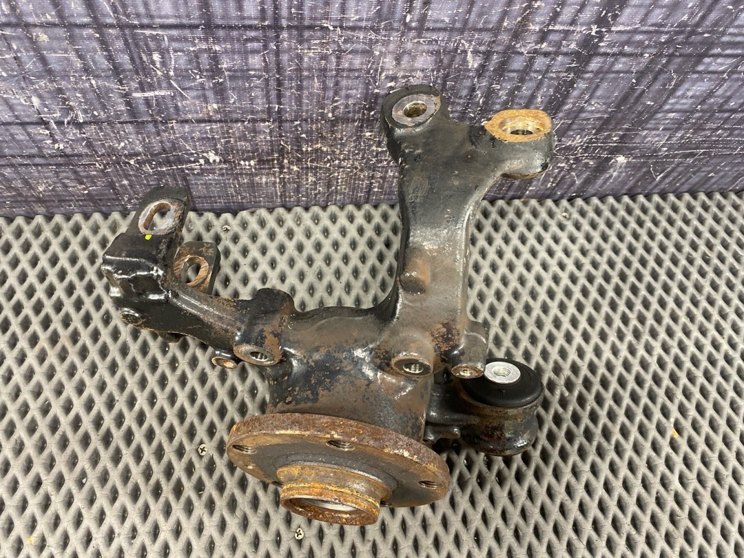 Поворотный кулак, 4010 рублей, Красноярск