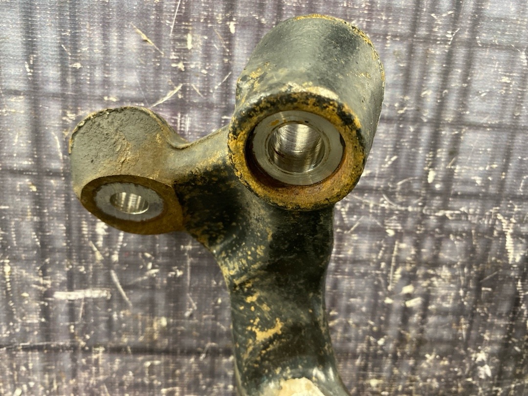 Поворотный кулак, 4010 рублей, Красноярск