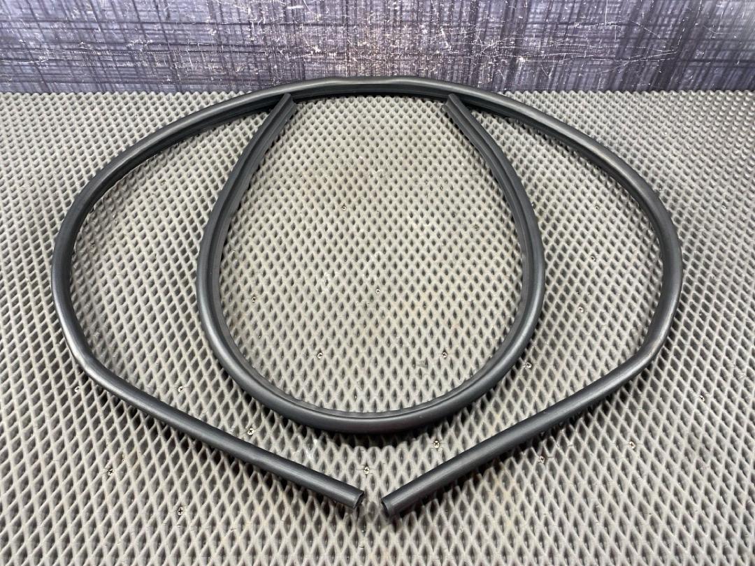 Подкапотный уплотнитель, 2960 рублей, Красноярск