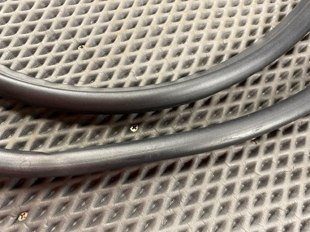 Подкапотный уплотнитель, 2960 рублей, Красноярск