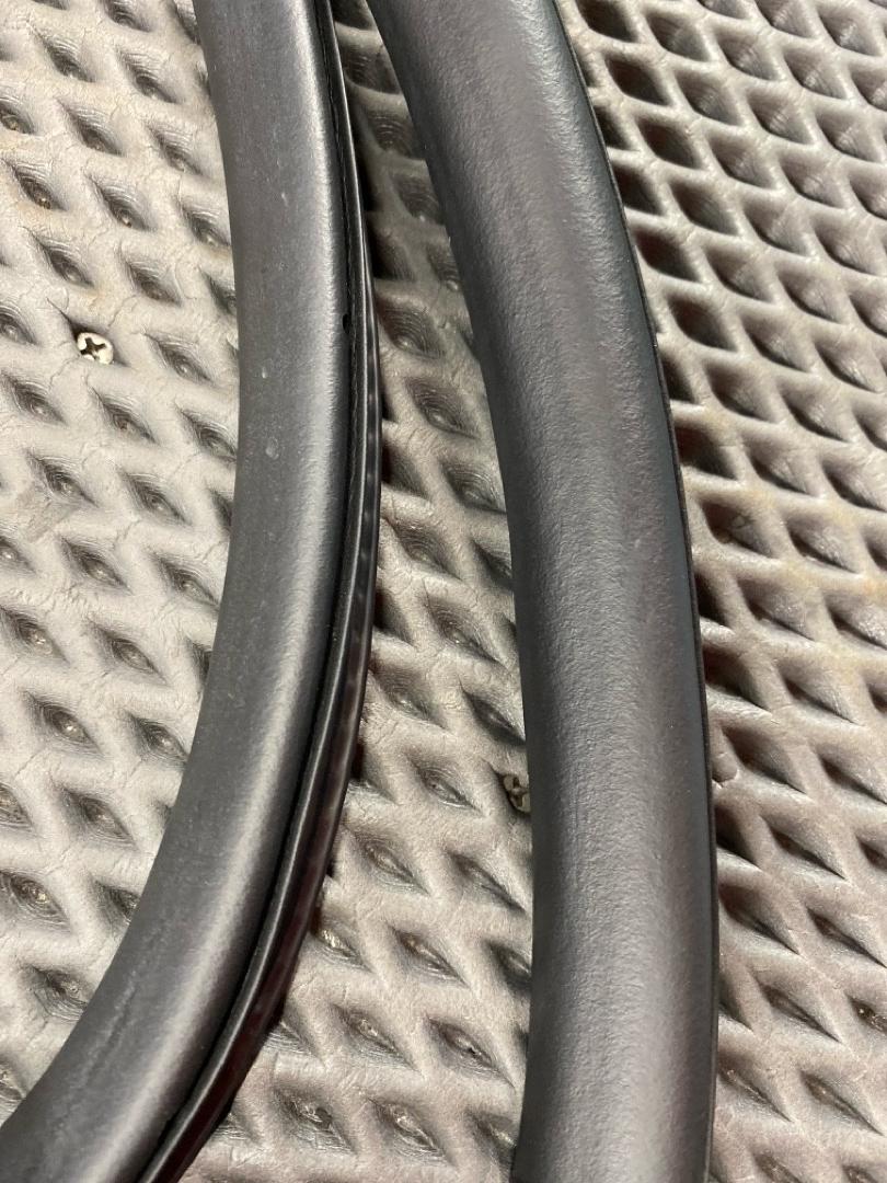 Уплотнительная резинка, 1360 рублей, Красноярск