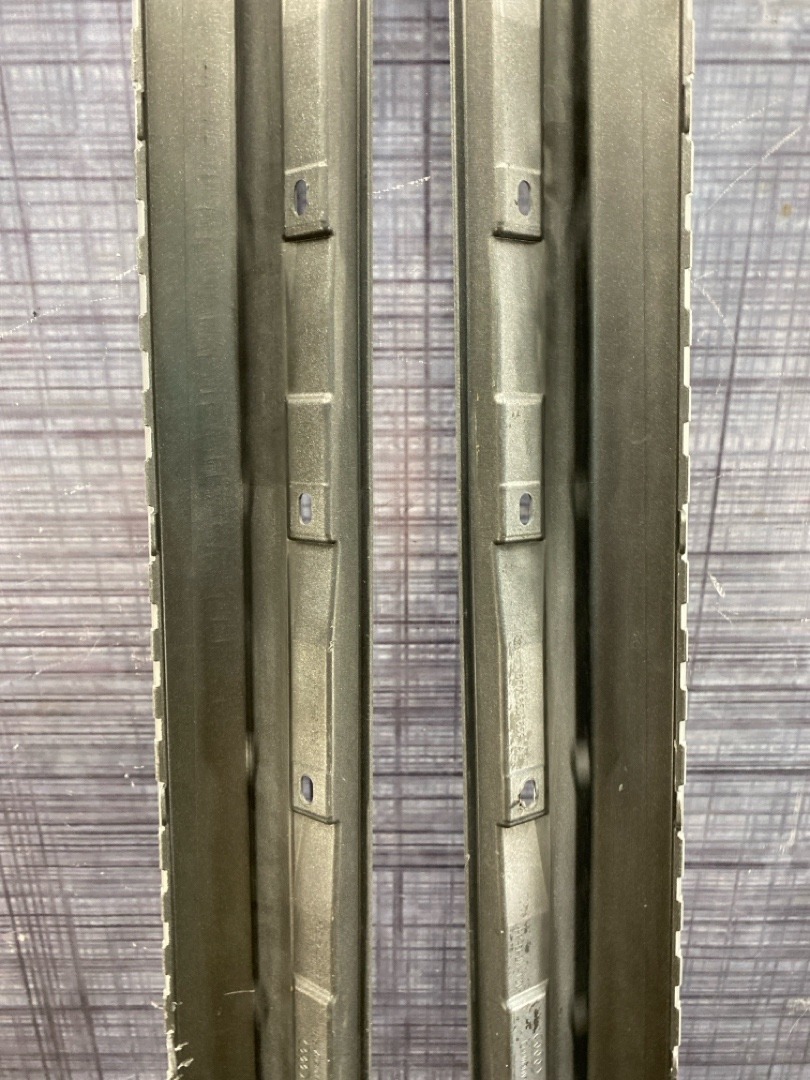 Комплект накладок на порог, 4080 рублей, Красноярск