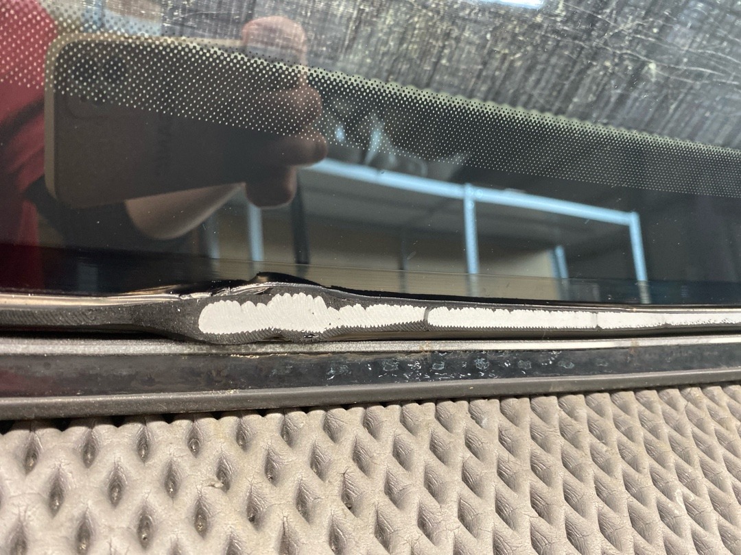 Стекло лобовое, 10030 рублей, Красноярск