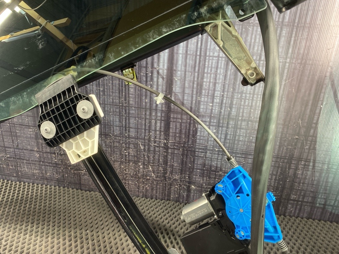 Стеклоподъемник, 2460 рублей, Красноярск