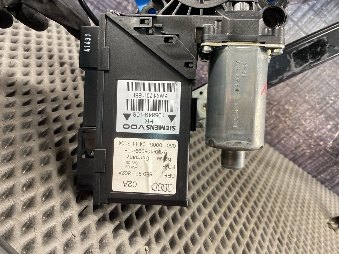 Стеклоподъемник, 2460 рублей, Красноярск