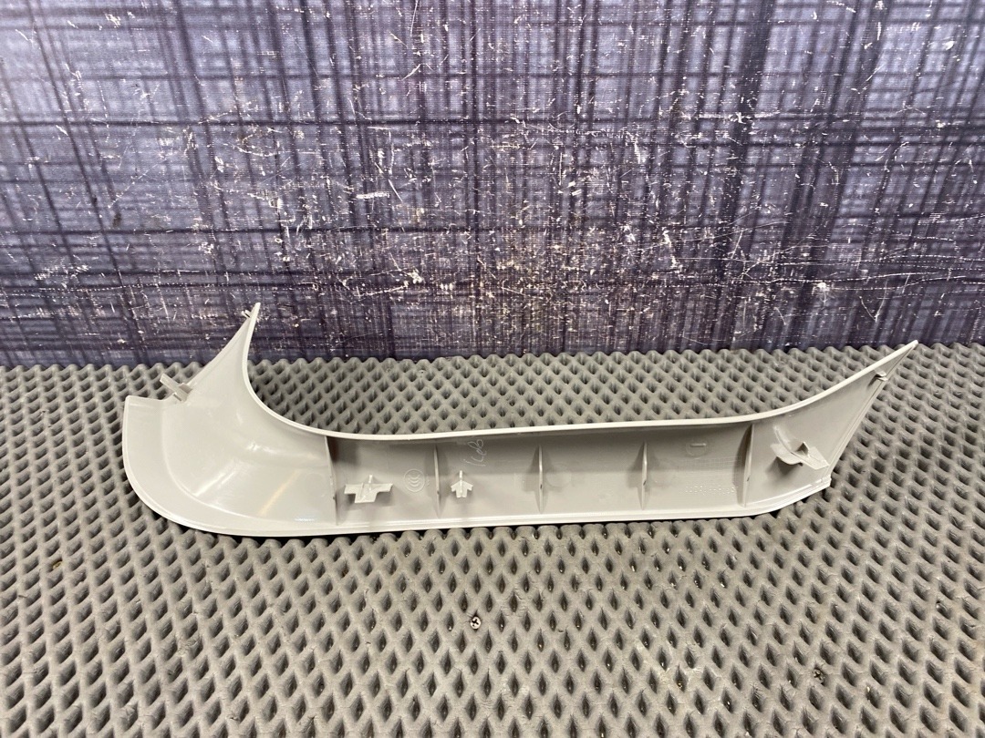 Пластик крышки багажника, 1210 рублей, Красноярск