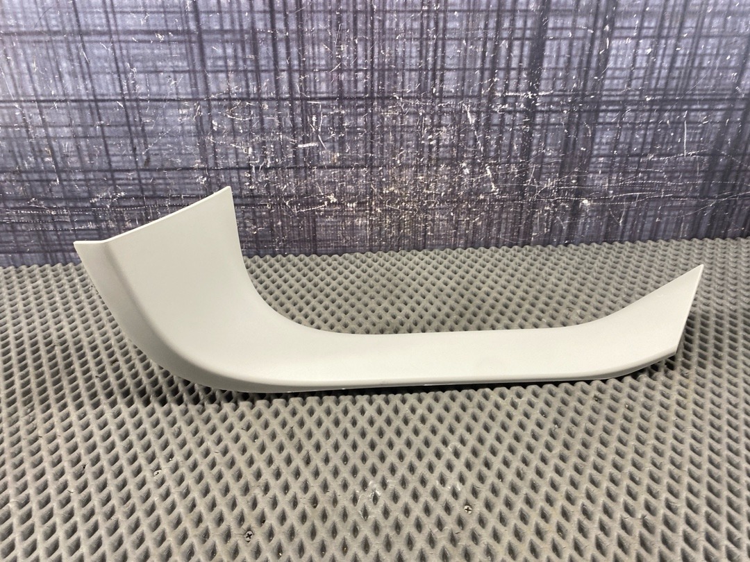 Пластик крышки багажника, 1210 рублей, Красноярск