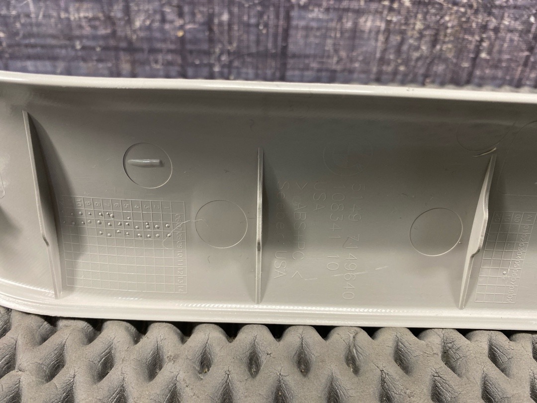 Пластик крышки багажника, 1210 рублей, Красноярск