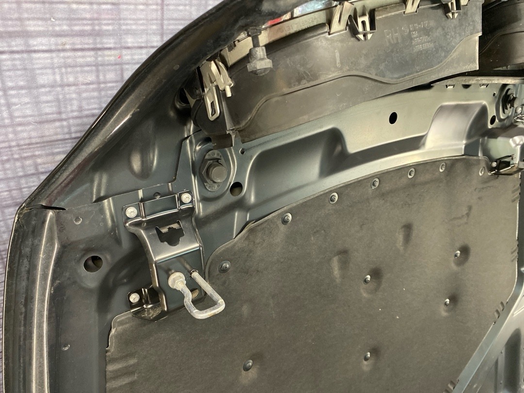 Капот, 18780 рублей, Красноярск