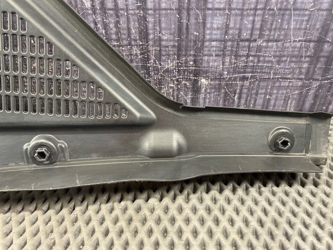 Решетка под лобовое стекло, 1230 рублей, Красноярск