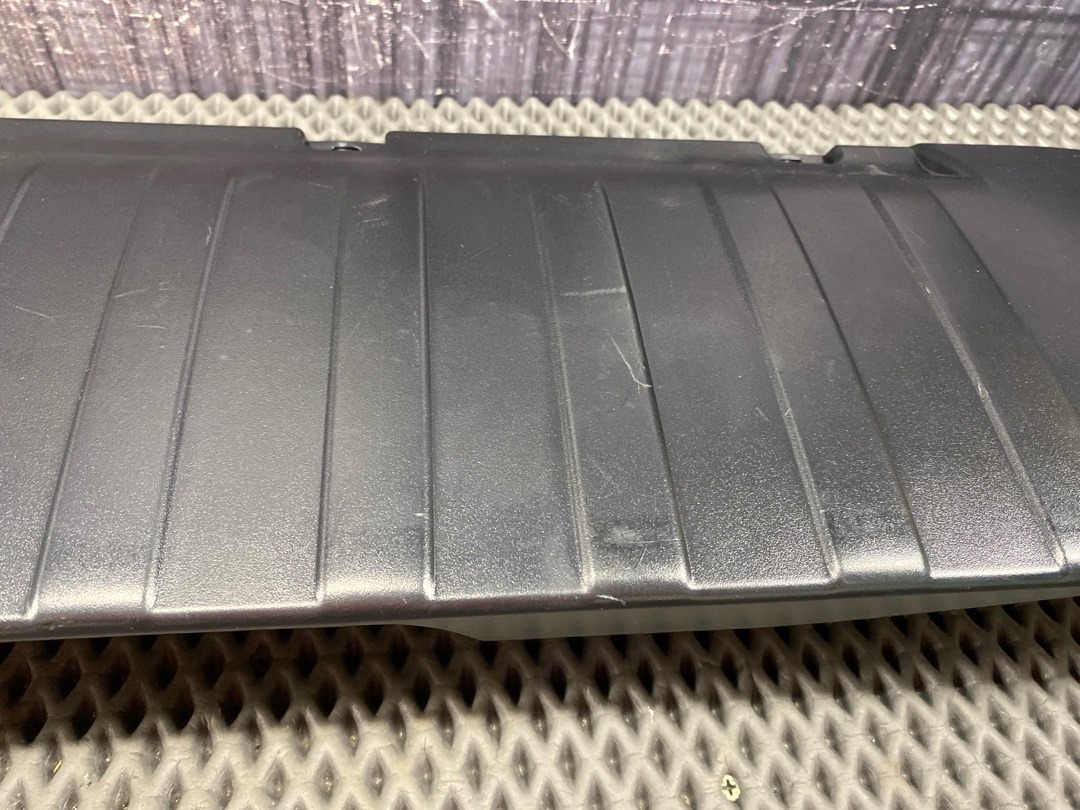 Пластик крышки багажника, 1470 рублей, Красноярск