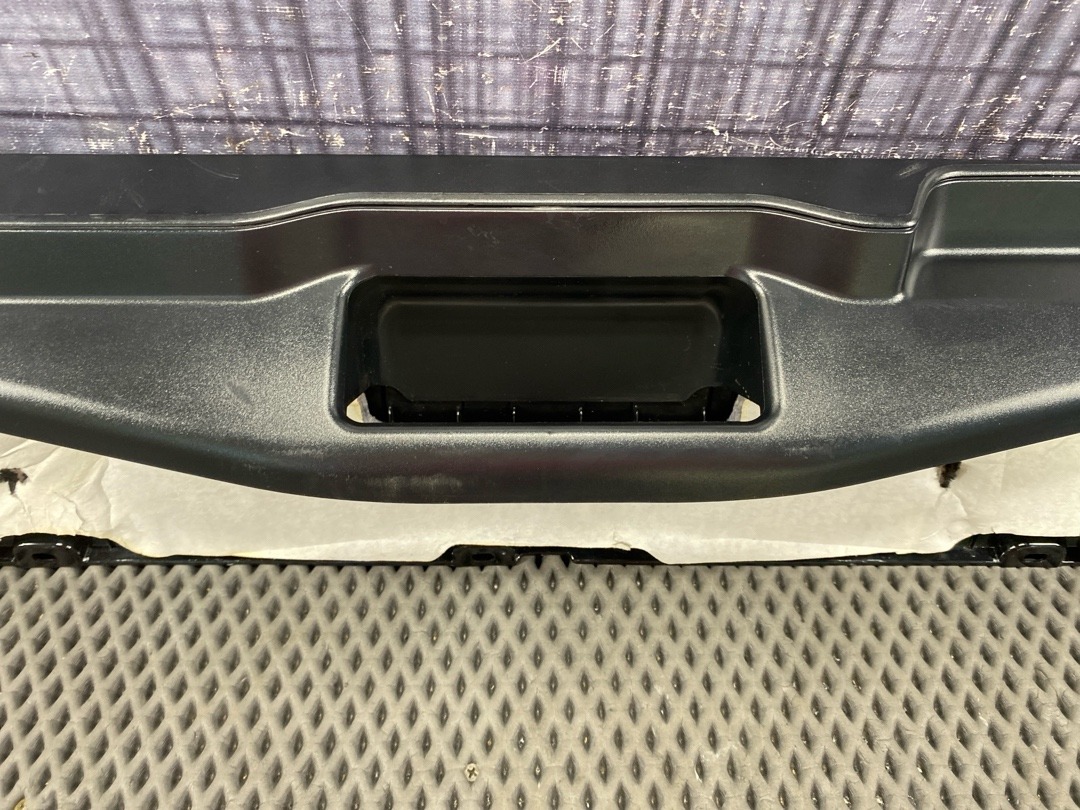 Пластик крышки багажника, 1470 рублей, Красноярск