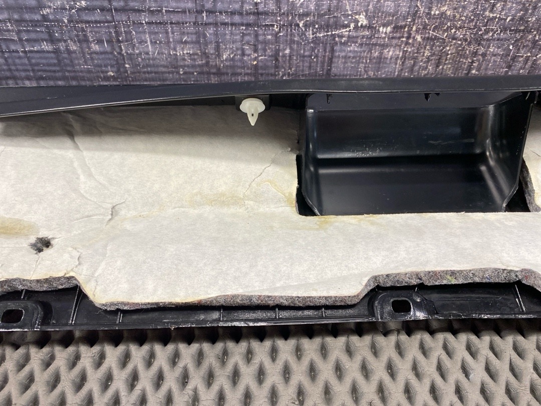 Пластик крышки багажника, 1470 рублей, Красноярск