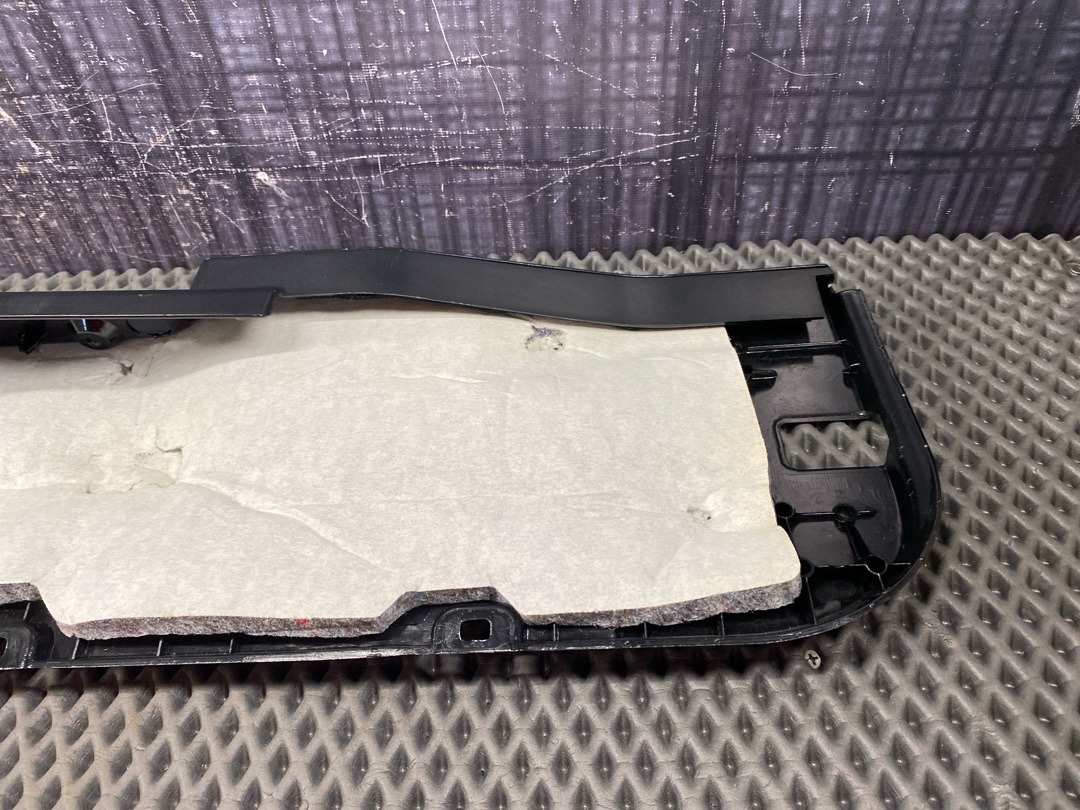 Пластик крышки багажника, 1470 рублей, Красноярск