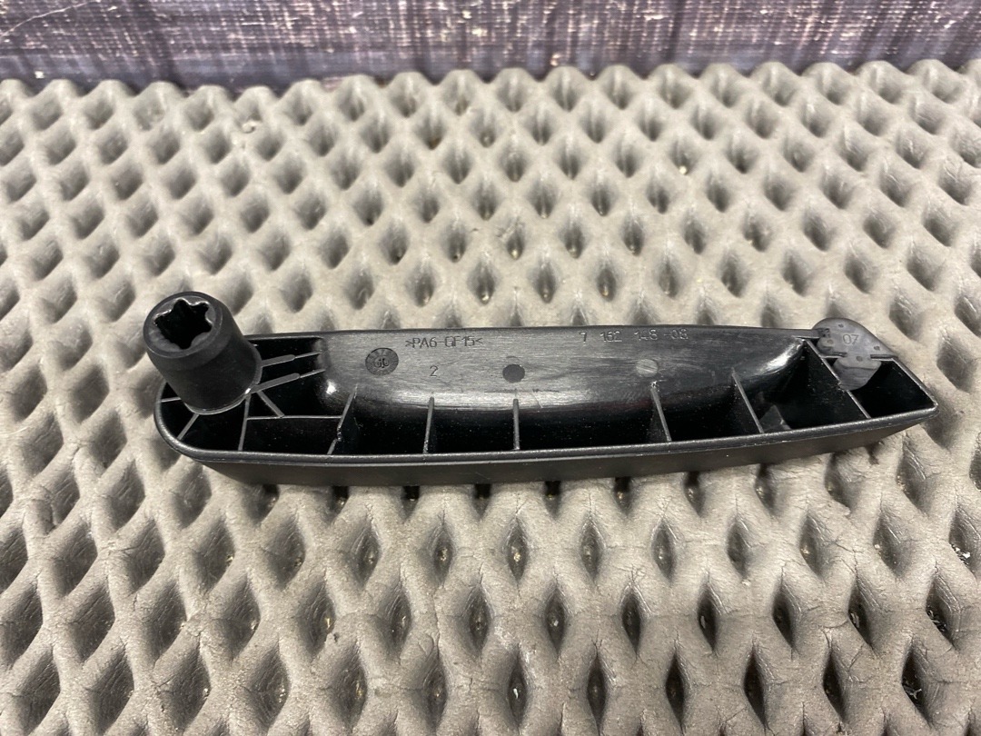 Ручка багажника, 630 рублей, Красноярск