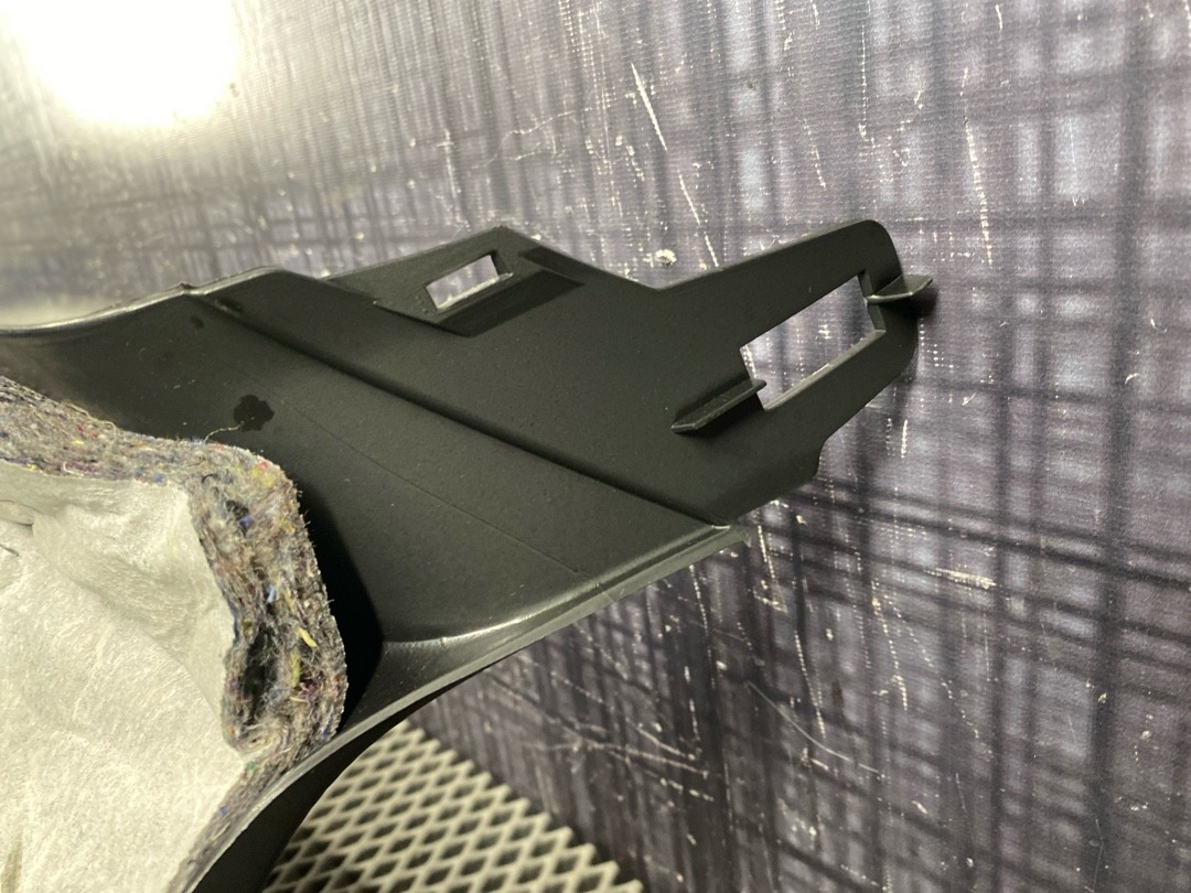 Обшивка крышки багажника, 1870 рублей, Красноярск