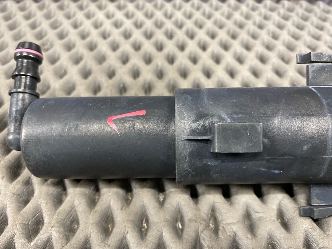 Форсунка омывателя фар, 2880 рублей, Красноярск