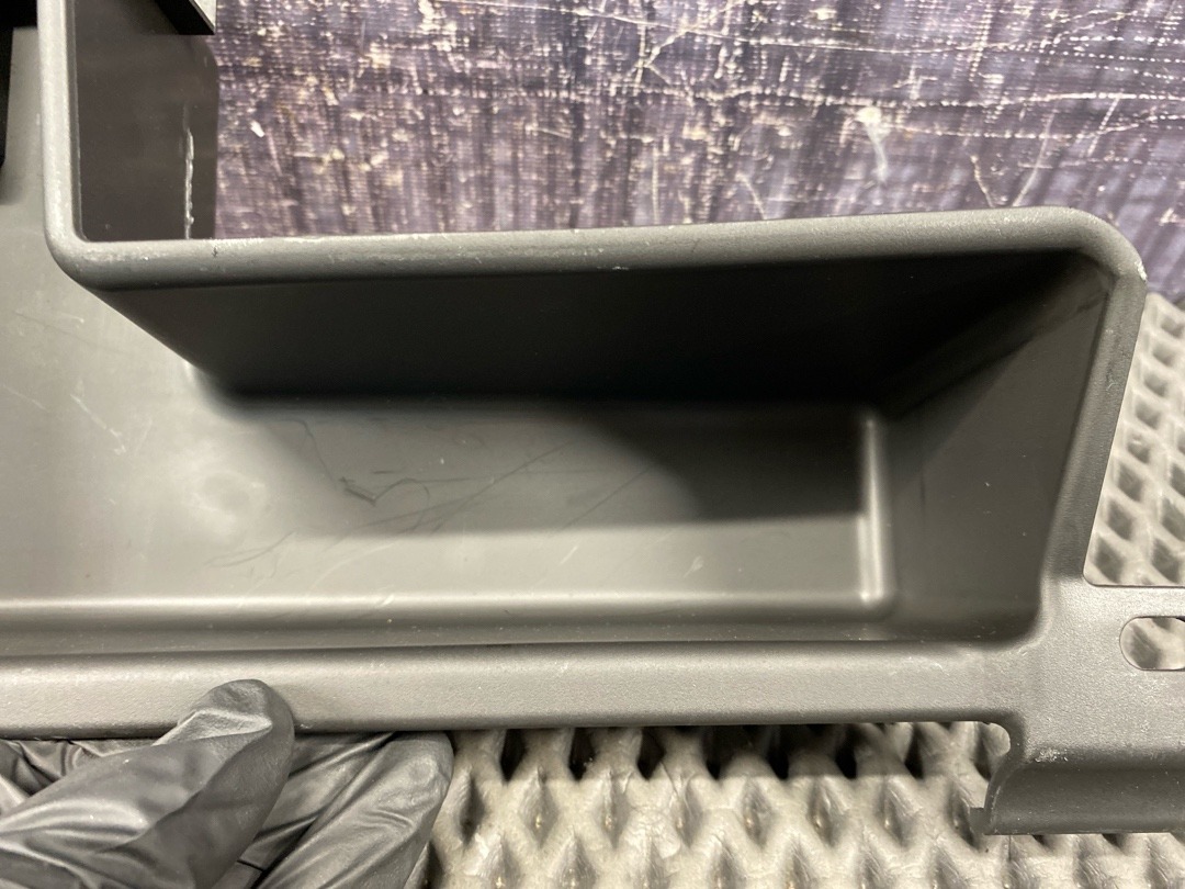 Пластик багажника, 630 рублей, Красноярск