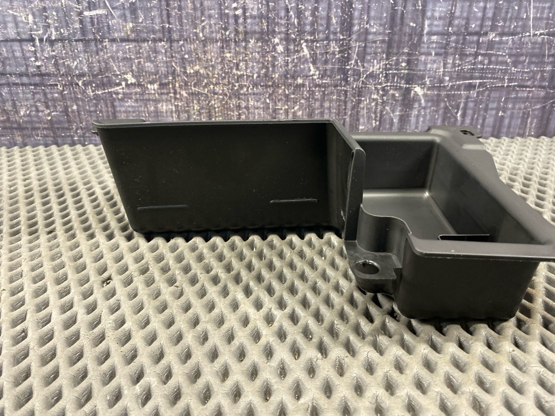 Пластик багажника, 630 рублей, Красноярск