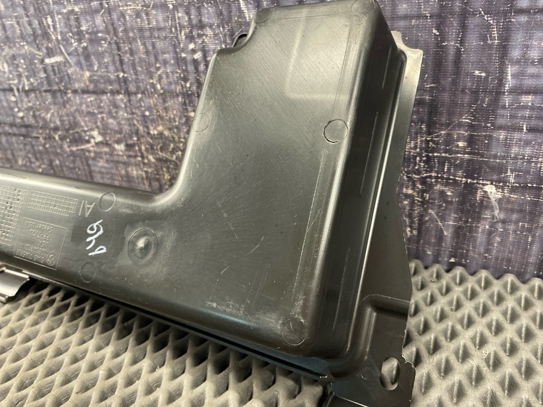 Пластик багажника, 630 рублей, Красноярск