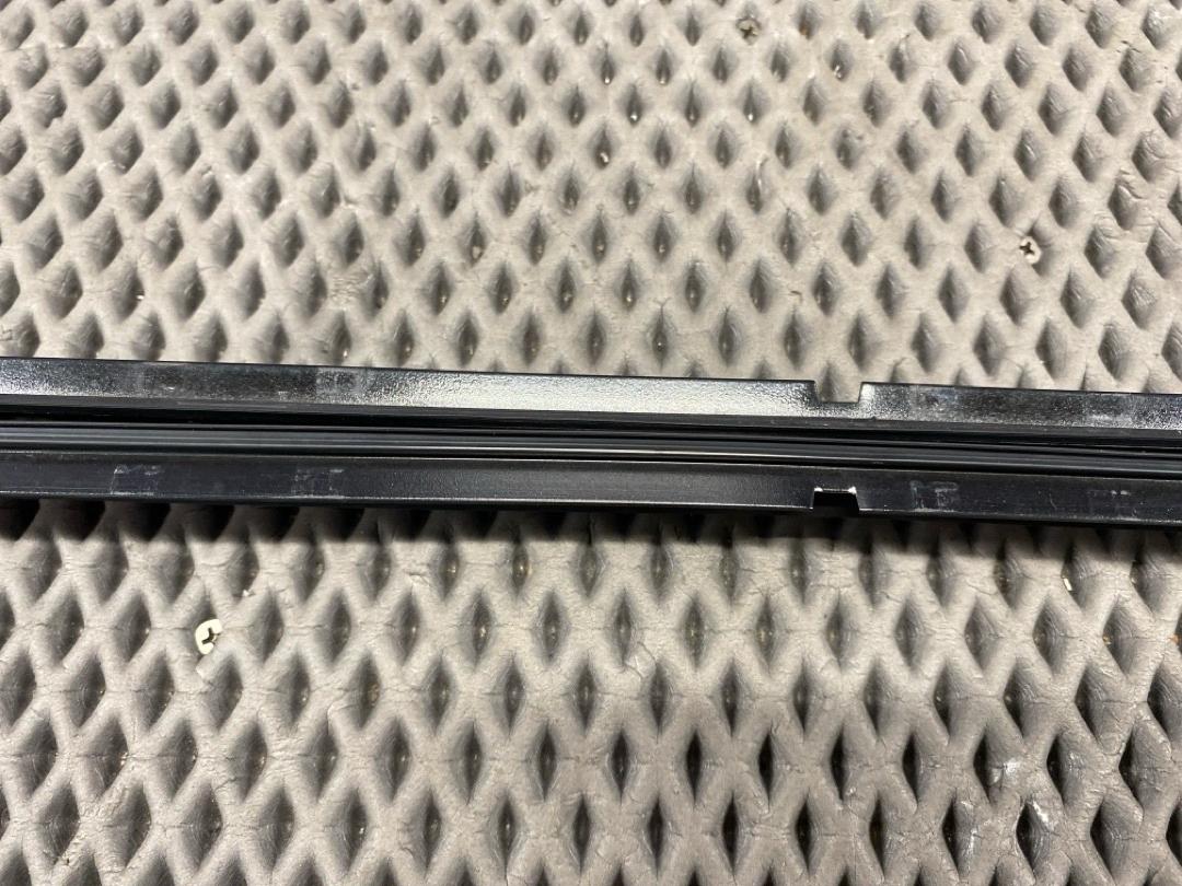 Молдинг лобового стекла, 1210 рублей, Красноярск