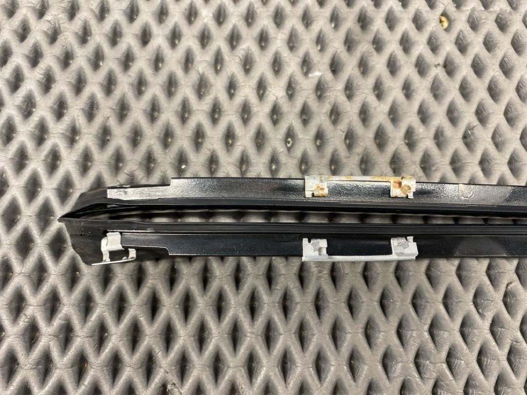 Молдинг лобового стекла, 1210 рублей, Красноярск