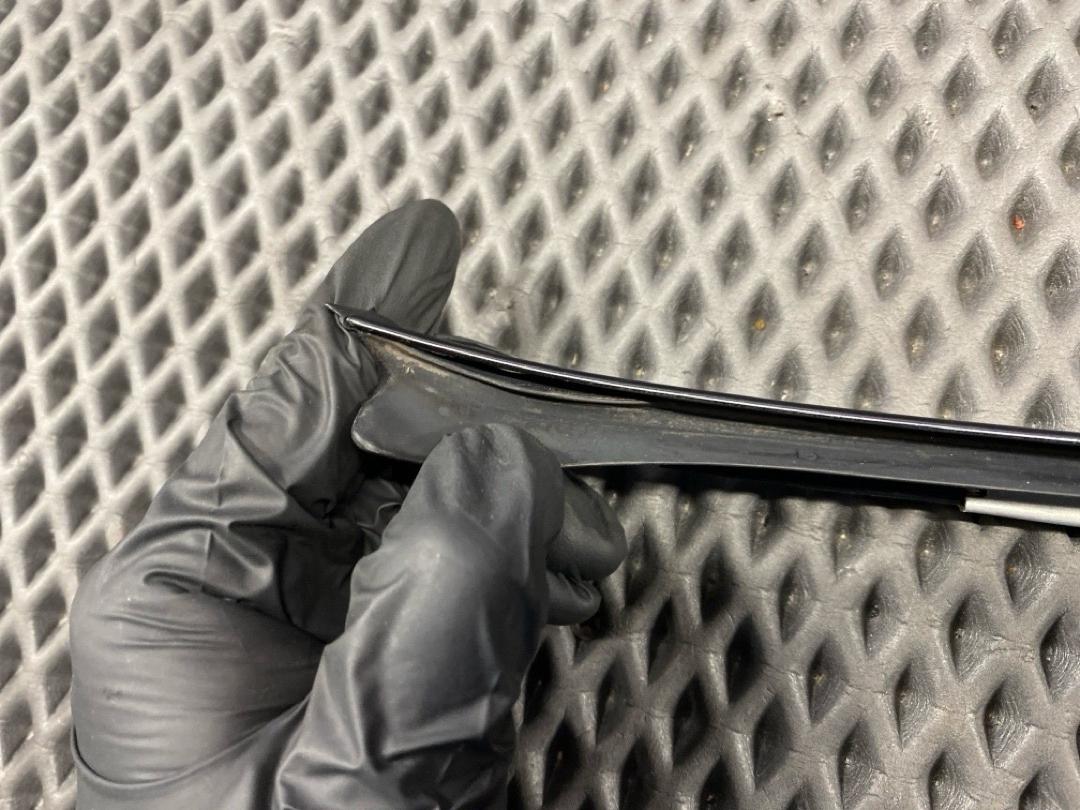 Молдинг лобового стекла, 1210 рублей, Красноярск