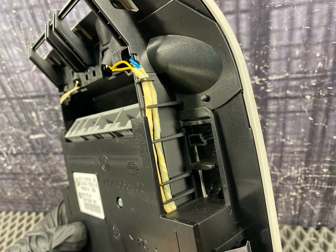 Плафон салона, 3860 рублей, Красноярск