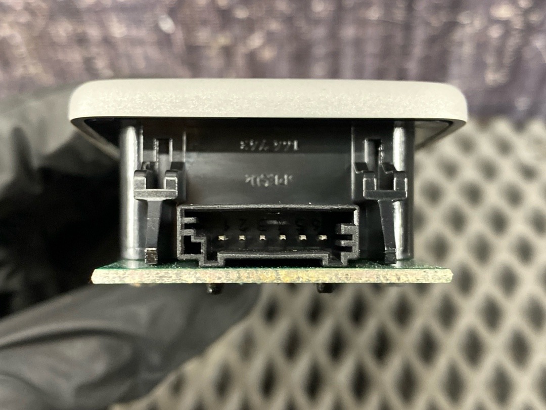 Плафон салона, 1440 рублей, Красноярск