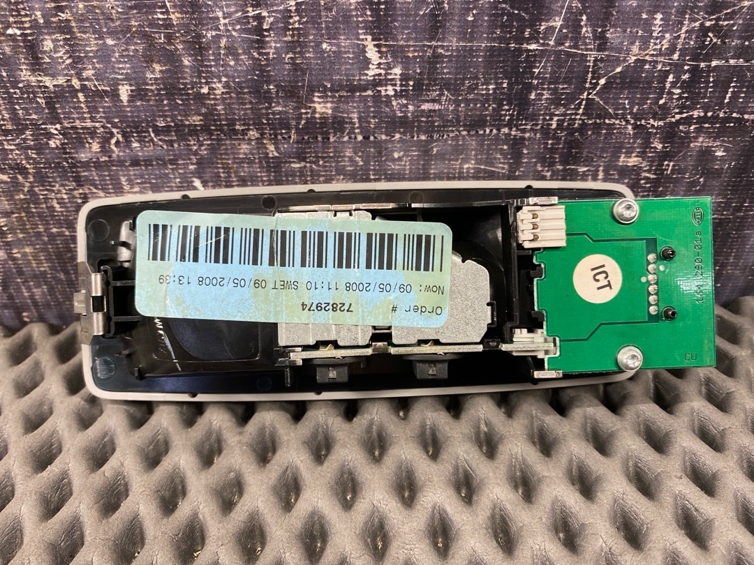 Плафон салона, 1440 рублей, Красноярск