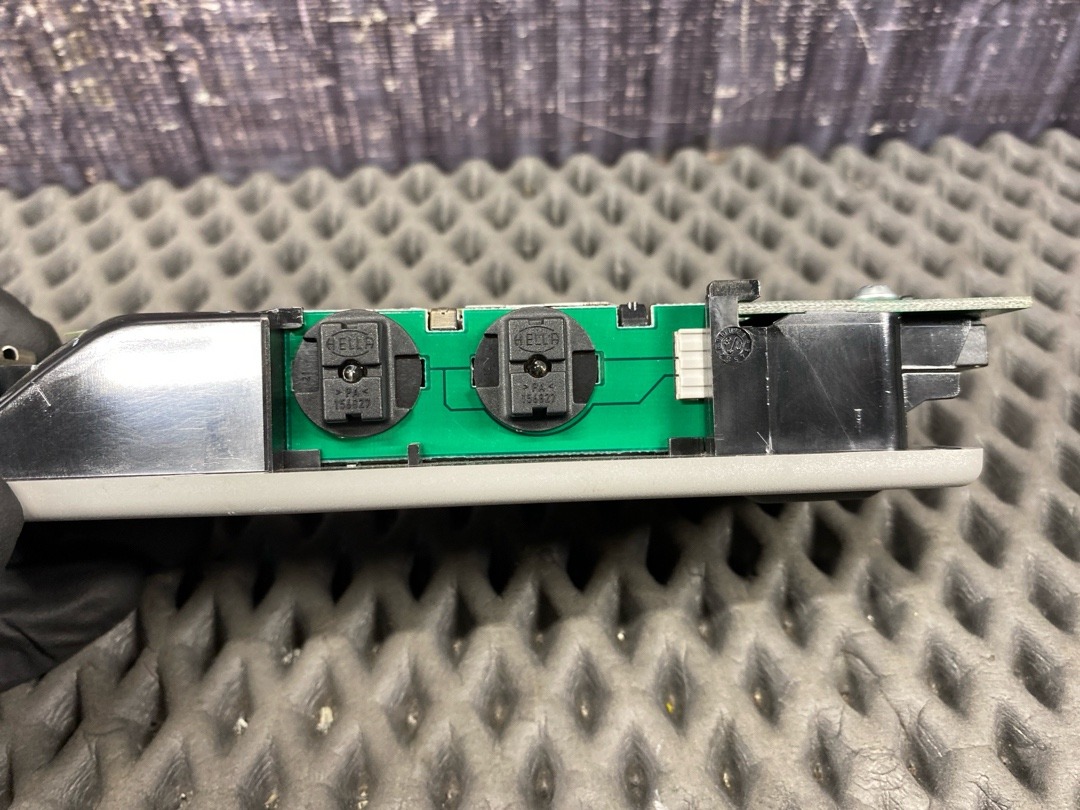 Плафон салона, 1440 рублей, Красноярск