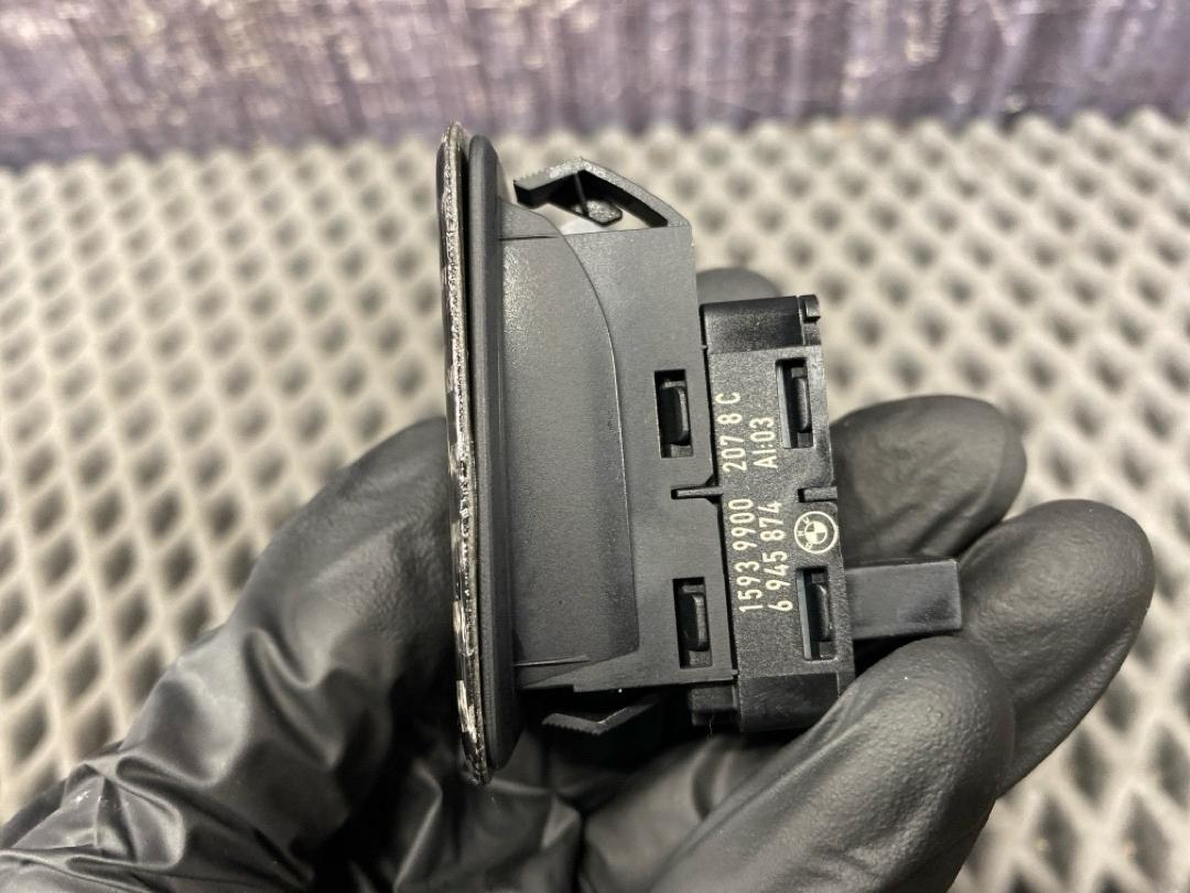 Кнопка стеклоподъемника, 620 рублей, Красноярск