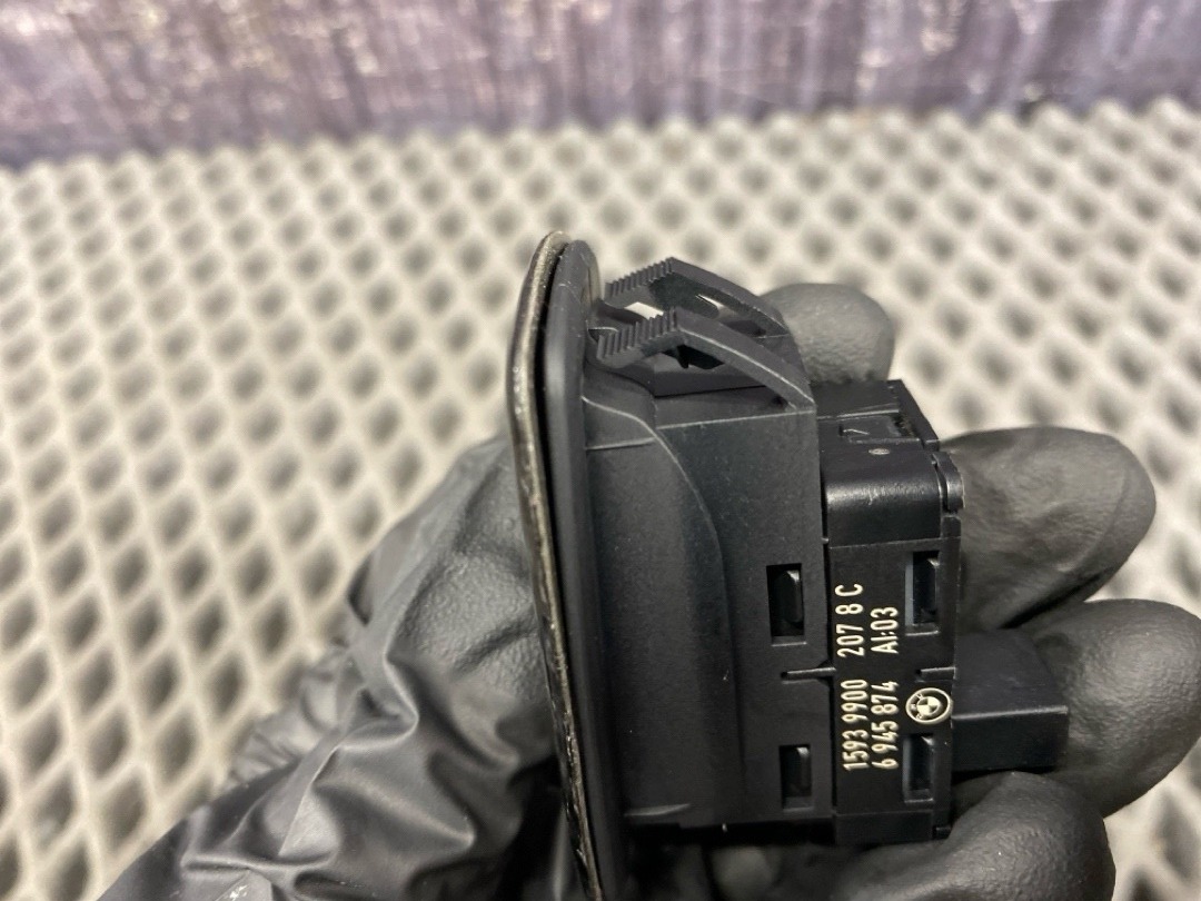 Кнопка стеклоподъемника, 620 рублей, Красноярск