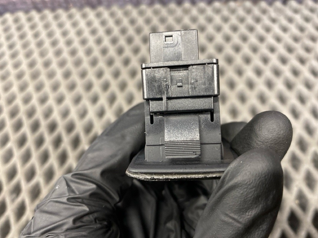 Кнопка стеклоподъемника, 620 рублей, Красноярск