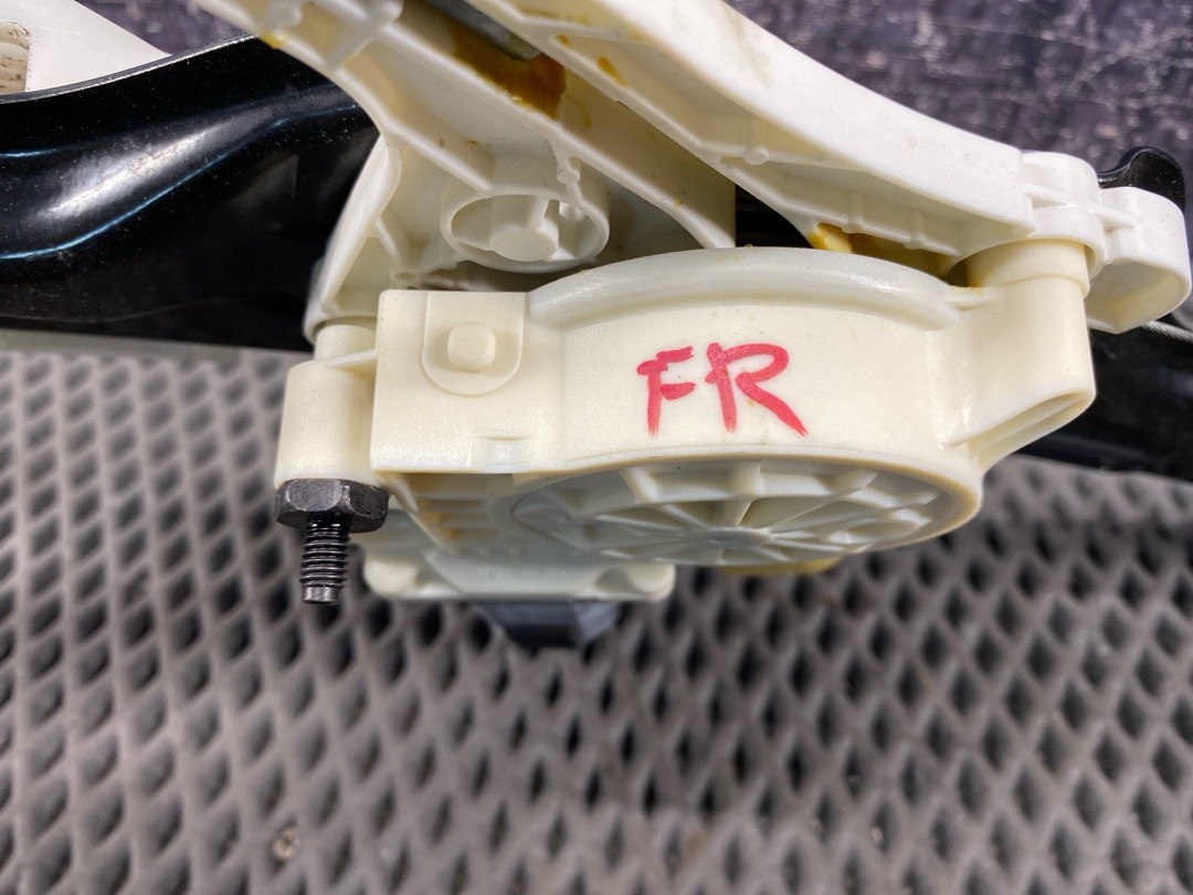 Стеклоподъемник, 2520 рублей, Красноярск