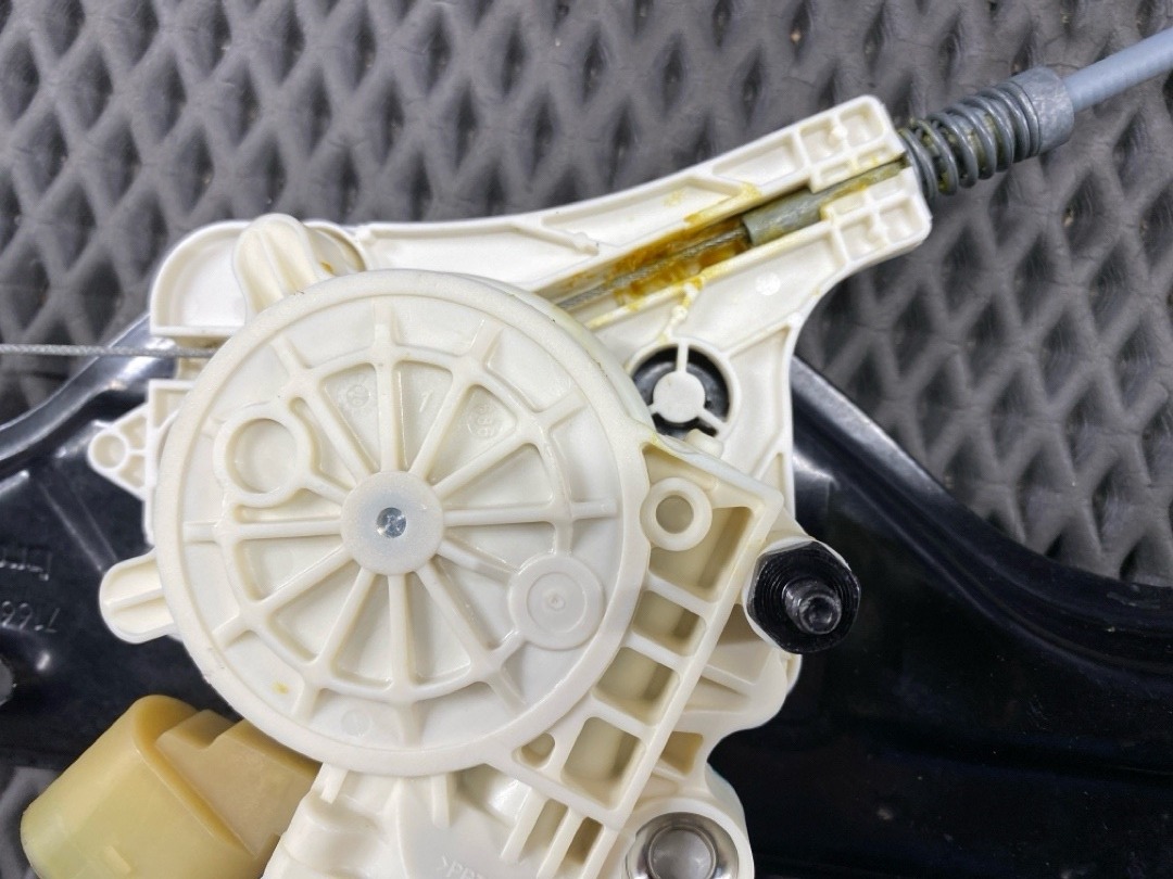 Стеклоподъемник, 2520 рублей, Красноярск