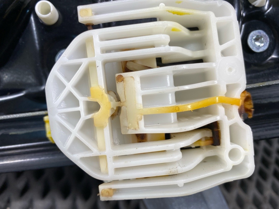 Стеклоподъемник, 2520 рублей, Красноярск