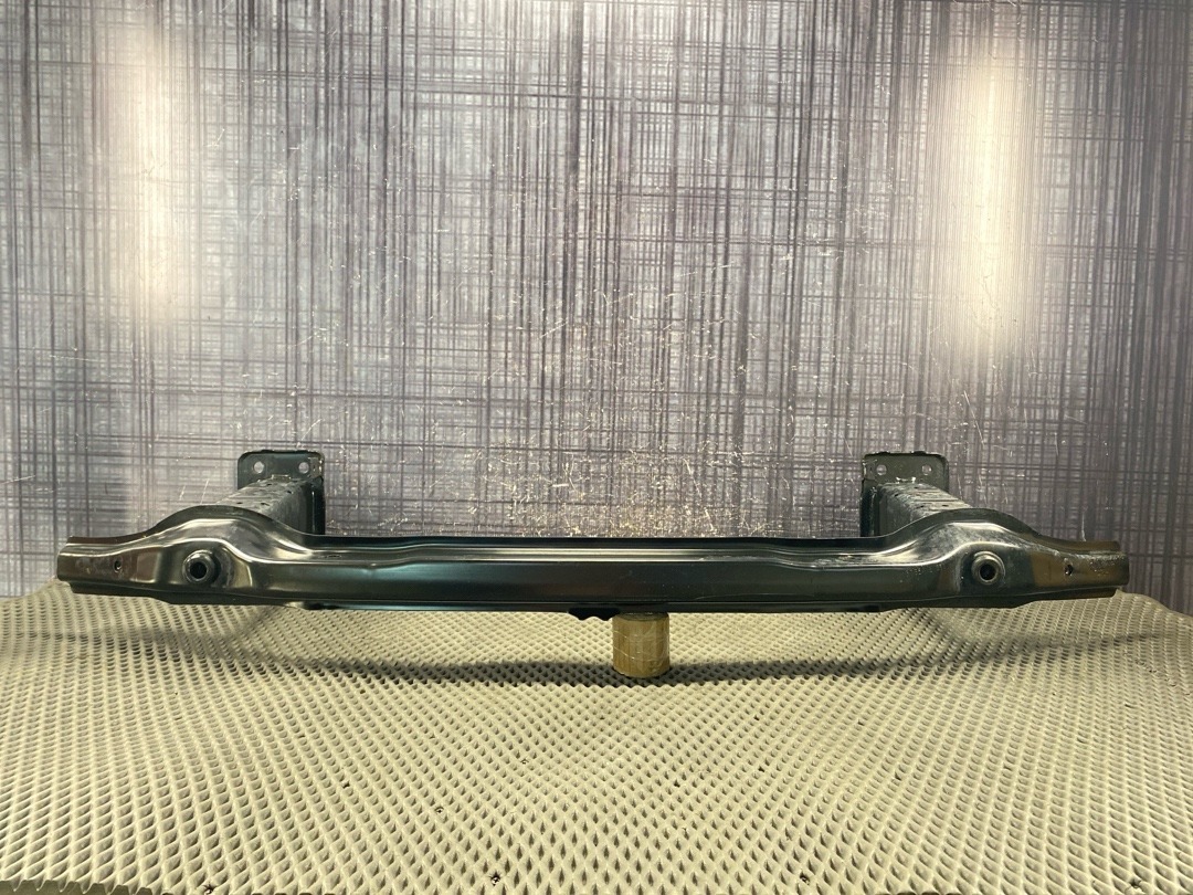 Усилитель бампера, 4820 рублей, Красноярск