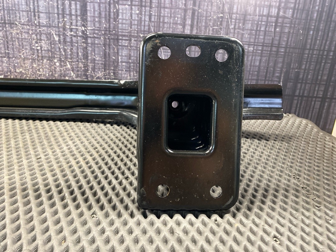 Усилитель бампера, 4820 рублей, Красноярск